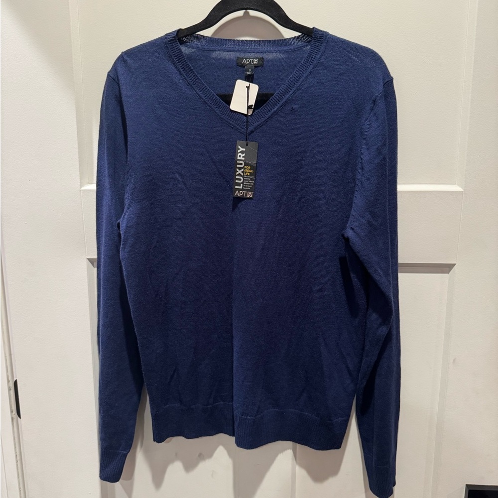 NWT Apt. 9 Men's Navy Merino Wool V-Neck Sweater